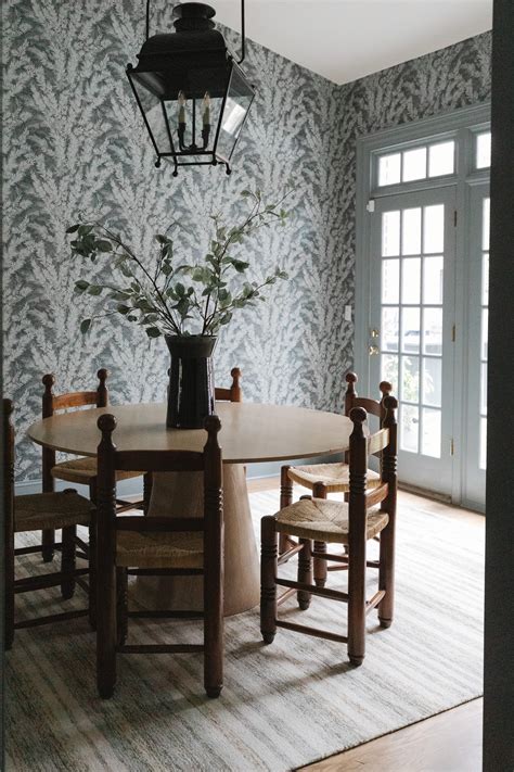 Wallpaper Dining Room Chair Rail