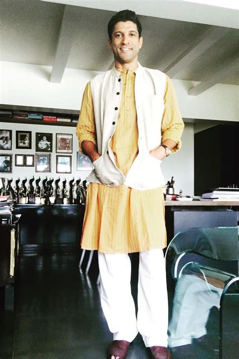 17 pictures and videos that take you inside Farhan Akhtar's Mumbai home ...