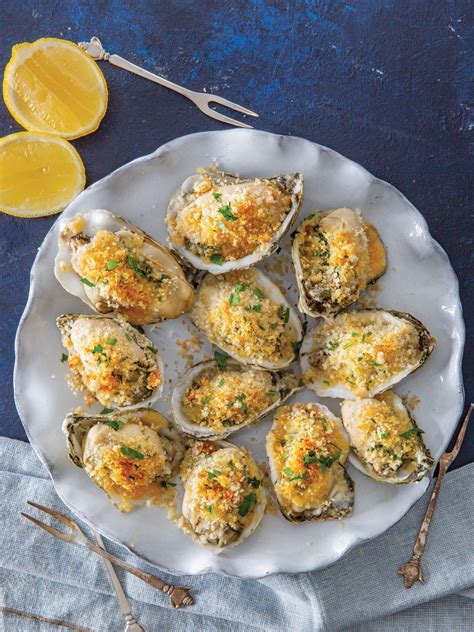 Classic Baked Oysters Recipe for an Extraordinary Holiday Supper