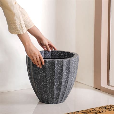 Planterra Ribbed Black Planting Pot 12x12 Inch Online - Premium Planter ...