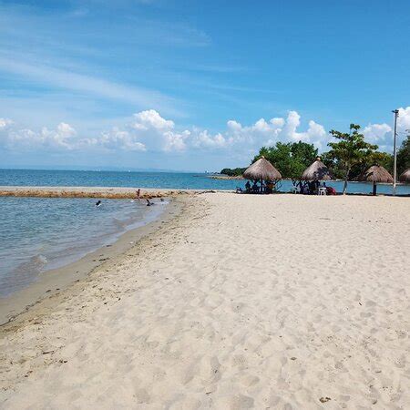 CONDOMINIO PUNTA BOLIVAR (San Antero) - Lodge Reviews, Photos, Rate ...