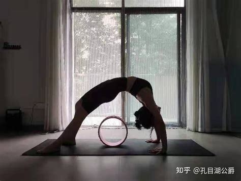 雅婷瑜伽——轮滚背 - 知乎