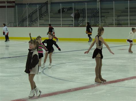 Dix Hills Ice Rink Celebrates Its Grand Re-opening | Half Hollow Hills ...