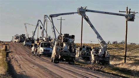 Small Wyoming Power Co-Op Scrambles To Fix 600 Downed Power Poles ...