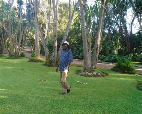 OUTSPAN HOTEL - NYERI - Inn Reviews & Photos - Tripadvisor