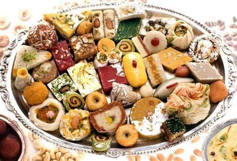 9+ Must Try Bengali Sweets Famous in Kolkata