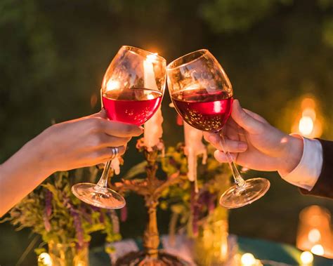 Best Wines for a Sexy Date Night (5 Aphrodisiac Pairings) | The Lush Life