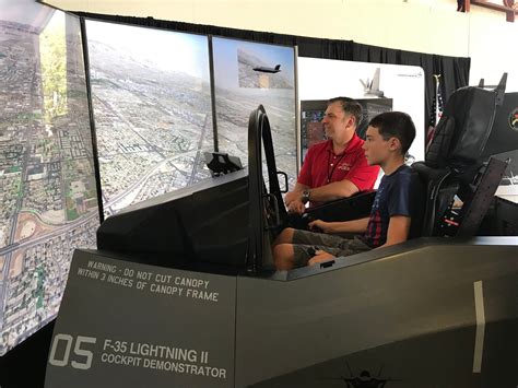 F35 Cockpit