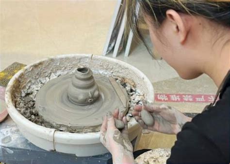 多位国内外陶艺家作品将亮相武汉 市民可免费参观_新浪湖北_新浪网