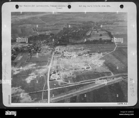 Boeing B-17 Flying Fortresses which dropped 500-pound bombs left this ...