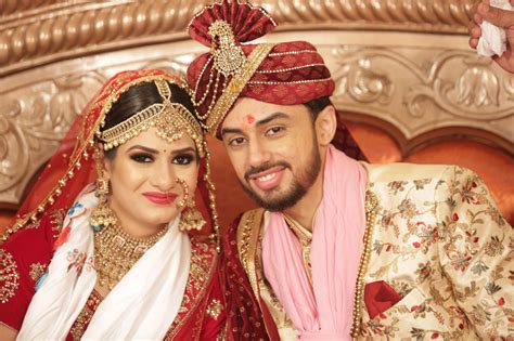 3 Real Couples Who Got Married on 14th Feb - Valentine's Day