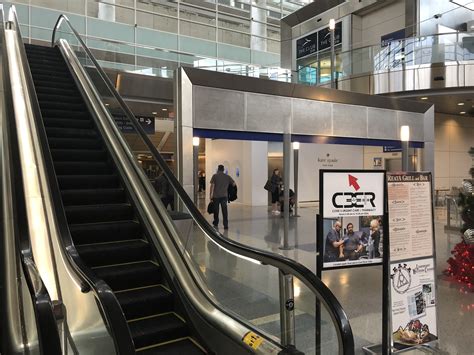 Sala VIP The Club DFW (Priority Pass) - Ingeniero de Millas