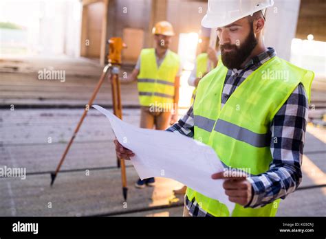 Building Engineer 的图像结果