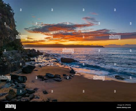 Broken bay pretty beach australia hi-res stock photography and images ...