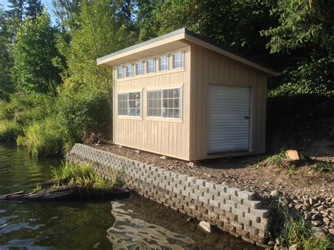 Slanted shed roof - clubfery