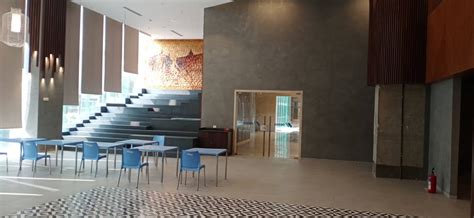 Nesco Tower 4, Western Express Highway, Goregaon (East) | JLL ...