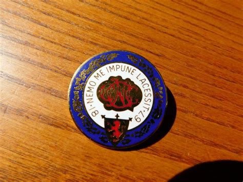 Nemo Me Impune Lacessit 1867 blue gold red white curling pin | #1843517537