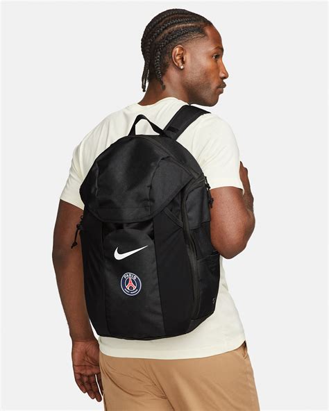 Paris Saint-Germain Academy Football Backpack (30L). Nike IN