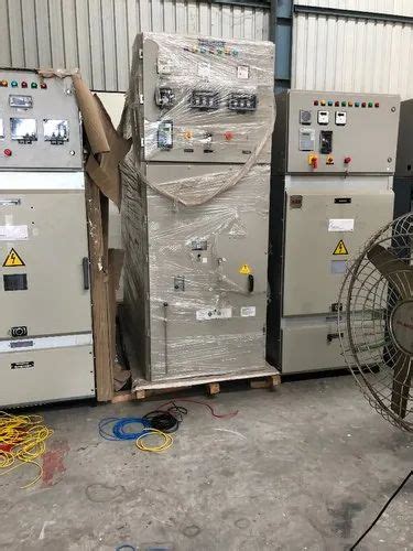 VCB VACUUM CIRCUIT BREAKERS - Siemens Make 11 KV VCB Panel Distributor ...