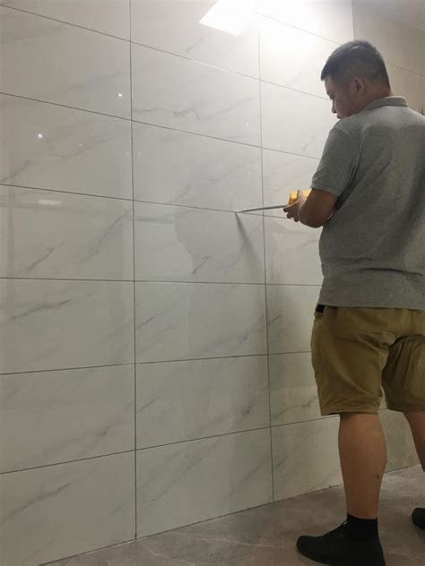 瓷砖贴什么礼物好最新素材