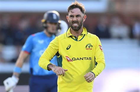 [Watch] Glenn Maxwell cleans up Jamie Smith with a peach in ENG vs AUS ...
