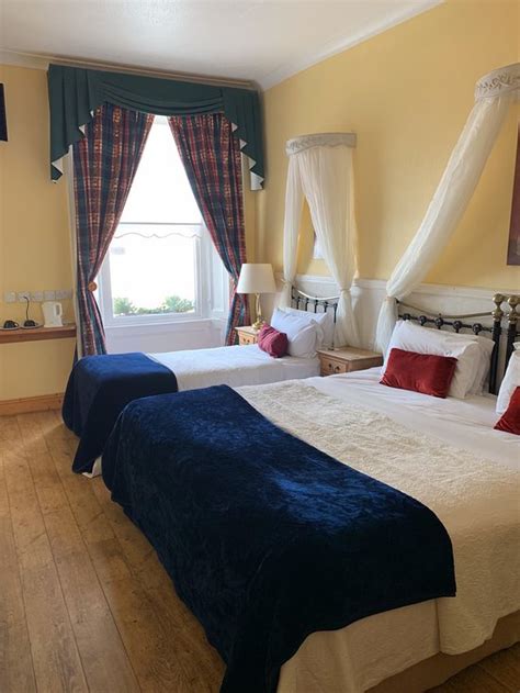 THE OLD BANK BRUFF - B&B Reviews, Photos, Rate Comparison - Tripadvisor