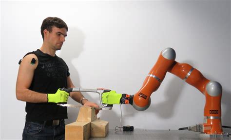 Robot and Human 的图像结果