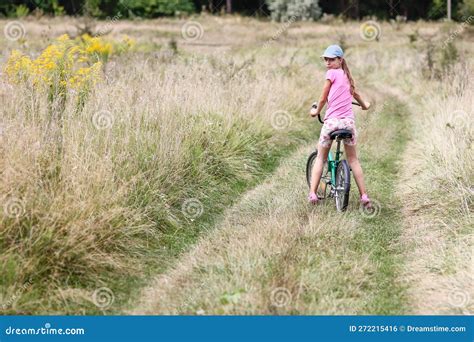 Kids Cycling 的图像结果