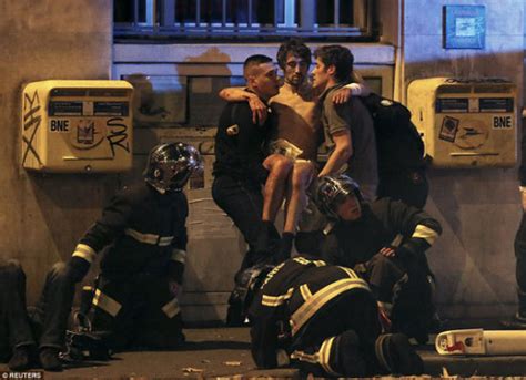 巴黎暴恐，这是真正的黑色星期五|巴黎|恐怖袭击|穆斯林_新浪新闻