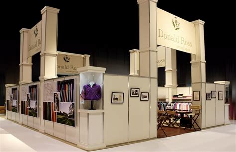 CEP Exhibits: Customer Reviews, Stands and Services