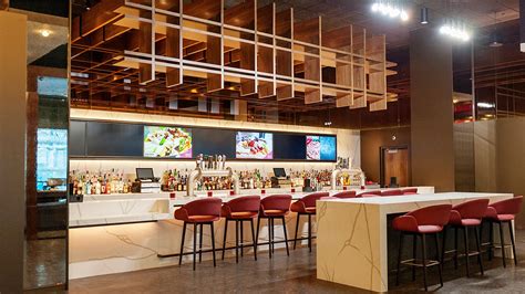 Mall of America theater, with food market, now open | kare11.com