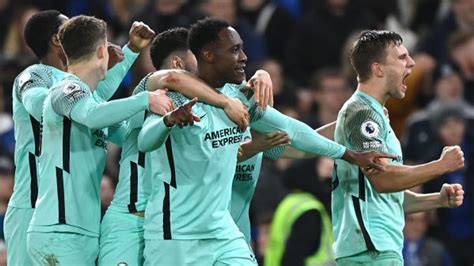 Chelsea 1-1 Brighton: Danny Welbeck's stoppage-time leveller dents ...