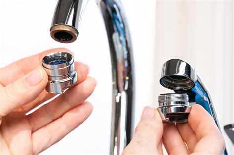 TURN YOUR TAP INTO AN INSTANT SHOWER! The revolutionary Quick Fit Tap ...