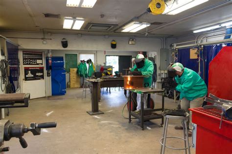 Welding Technology Program 的图像结果