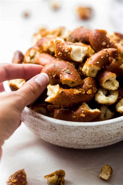 Parmesan Garlic Ranch Seasoned Pretzels Recipe - Little Spice Jar
