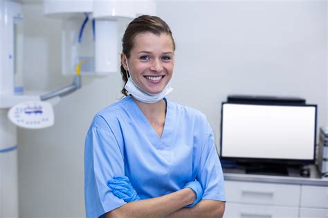 How to Become a Dental Assistant: 5 Simple Steps