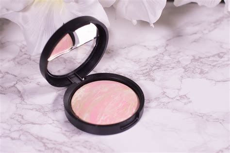 Laura Geller Baked Balance -N- Brighten Color Correcting Foundation (2 ...