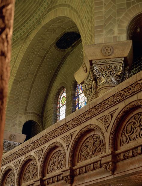 KAM Isaiah Israel Congregation, Chicago, Detail of Decoration at the ...