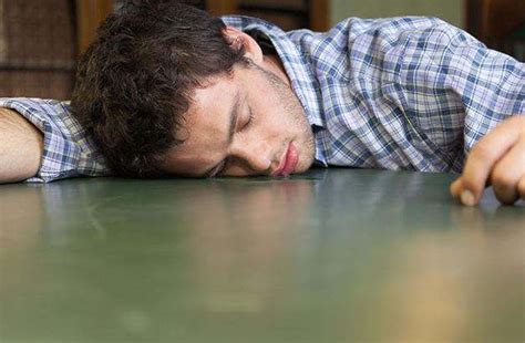睡觉经常流口水，是病吗？这5个原因早知早好|流口水|睡觉|疾病|嘴巴|鼻塞|-健康界