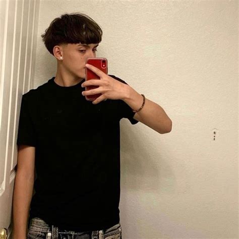 Pin by mari 🍀🎀 on woah | Boy haircuts long, Edgars haircut, Boys haircuts