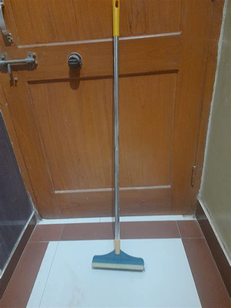 SKYTONE Bathroom Cleaning Brush with Wiper 2 in 1 Tiles Cleaning Brush ...