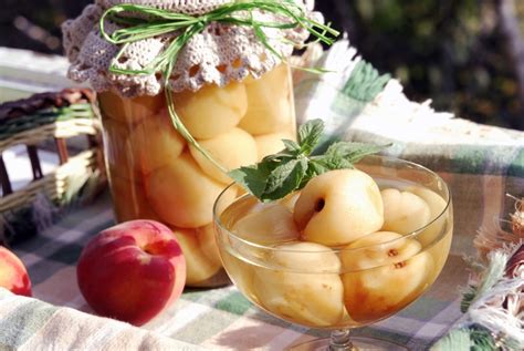 Персики на зиму: 20 простых и очень вкусных рецептов
