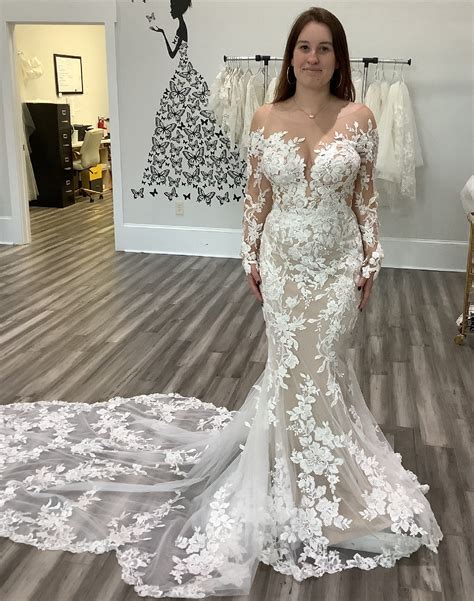 Essense of Australia New Wedding Dress Save 44% - Stillwhite