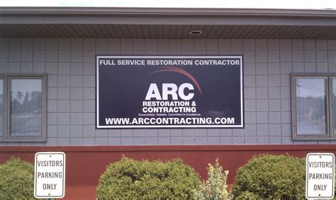 Business Building Signs 的图像结果