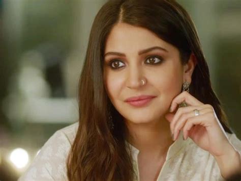 अपने फेस शेप के अनुसार चुनें अलग-अलग तरह की जूलरी | Buy Jewelry ...