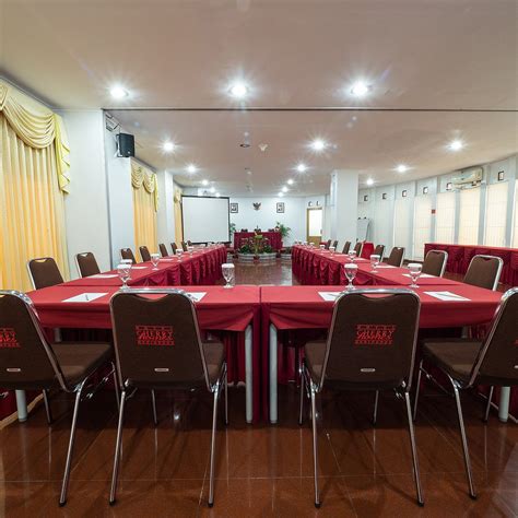 THE CHERRY HOMES HOTEL AND RESIDENCE (Bandung) - Hotel Reviews, Photos ...