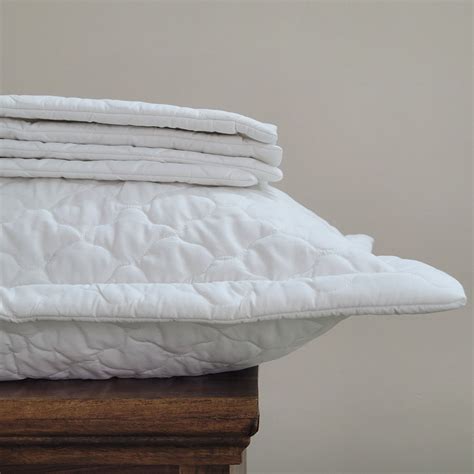 Quilted Pillow Covers Set of 2 - White | LOVE FOR WHITE