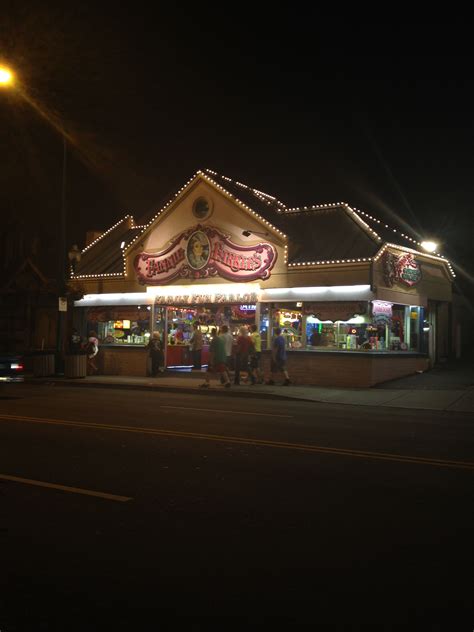 Fannie Farkles in Gatlinburg. Smoked sausage! | Favorite vacation ...
