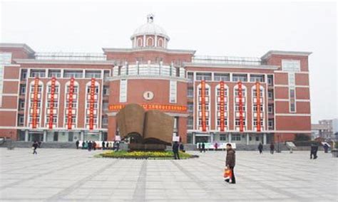 市一中西湖校区堪称高颜值高大上（实景图） - 铜陵市第一中学欢迎您的光临！