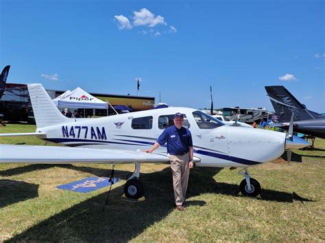 FlyGateway Orders 20 Piper Pilot 100i Trainers | Aviation Week Network